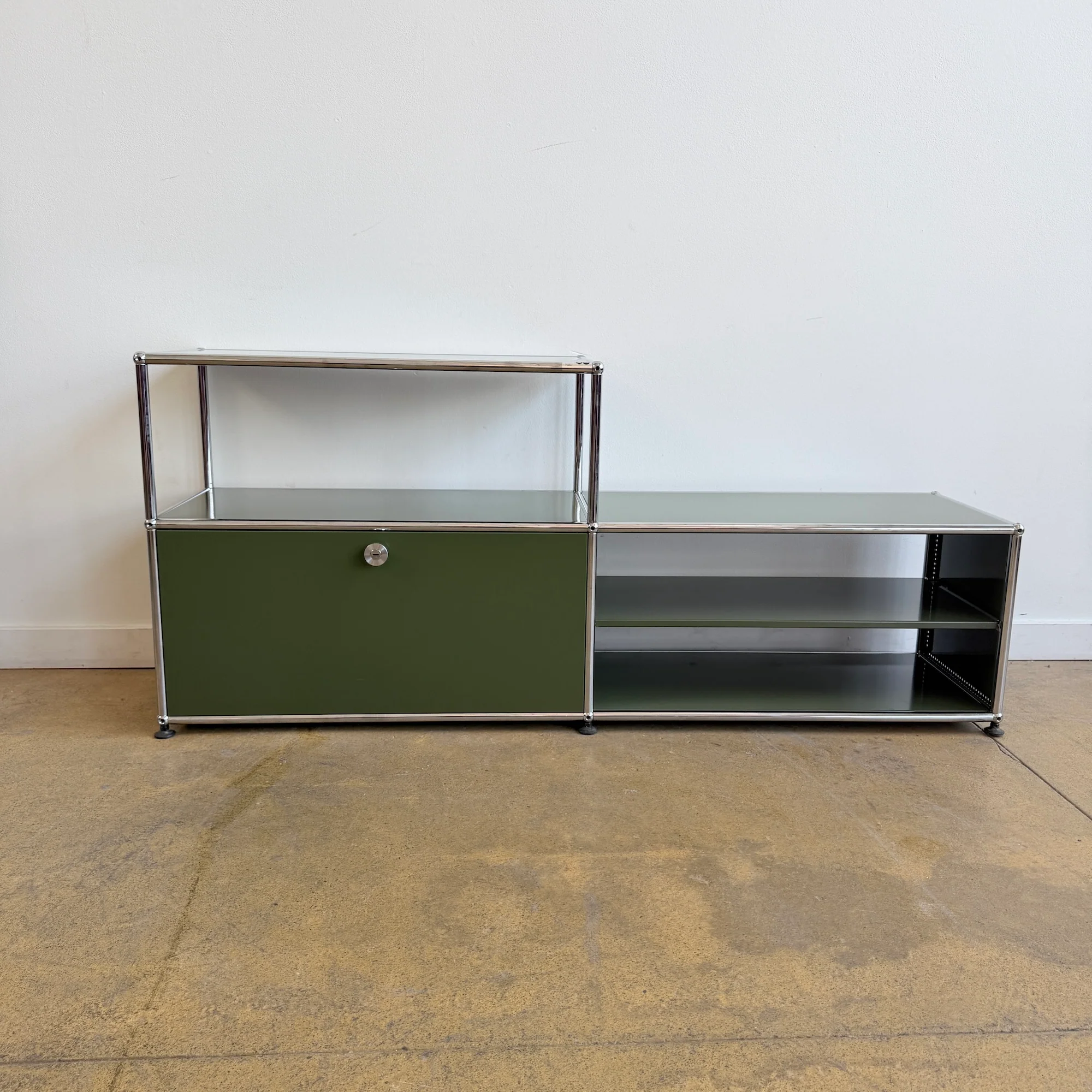 USM Haller Entryway Bench Console - Olive Green