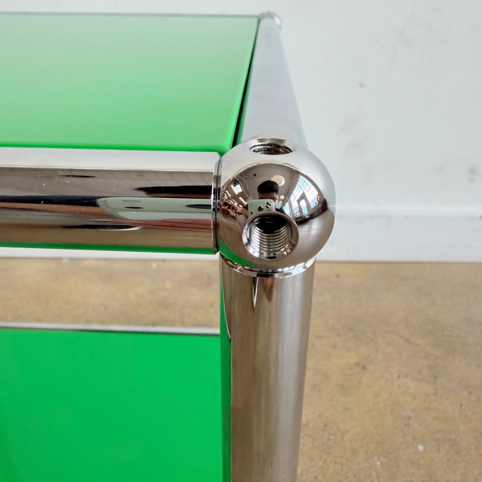 USM Haller side table - Green - Image 6