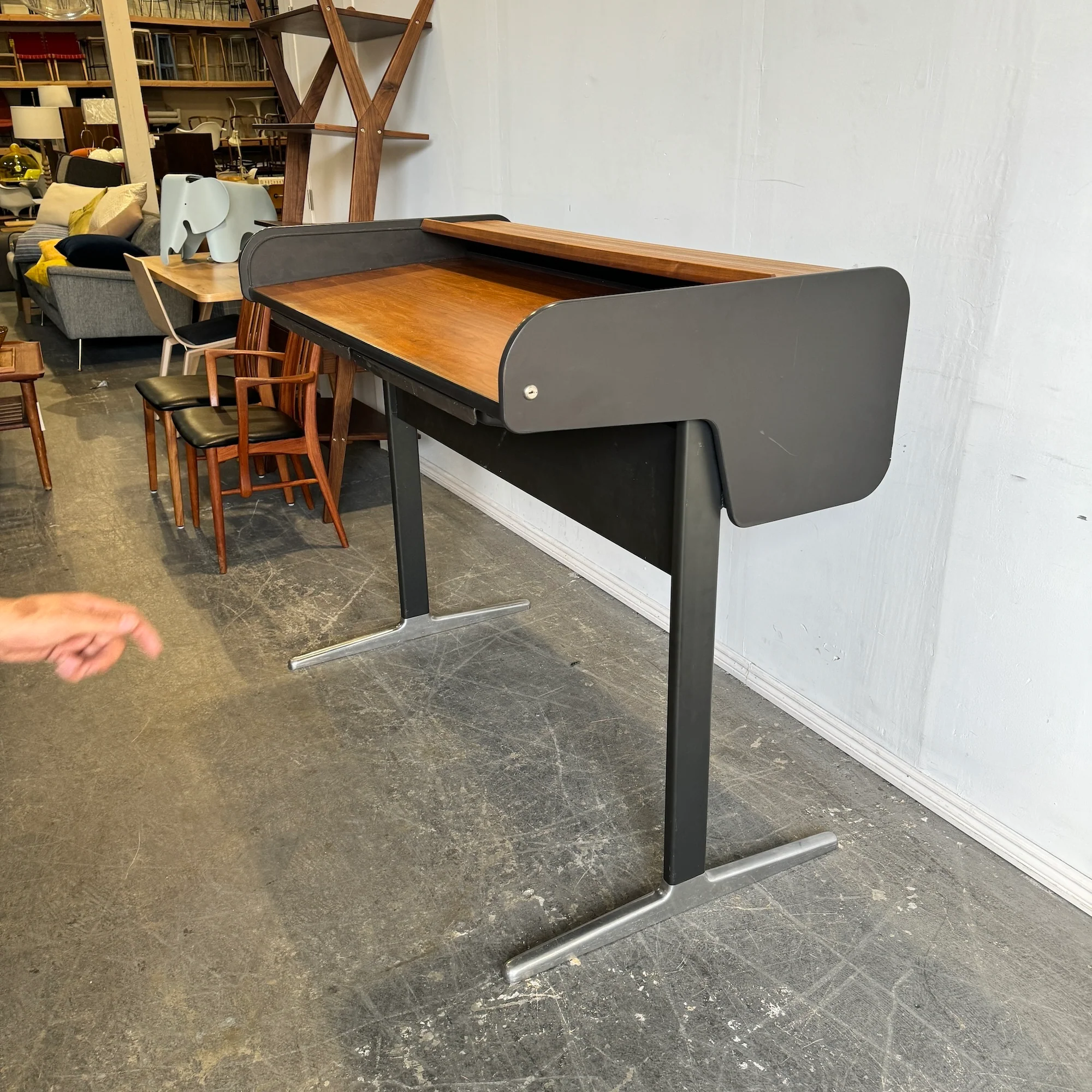 Vintage Herman Miller George Nelson Action Office Series Roll Top Standing Desk - Image 4