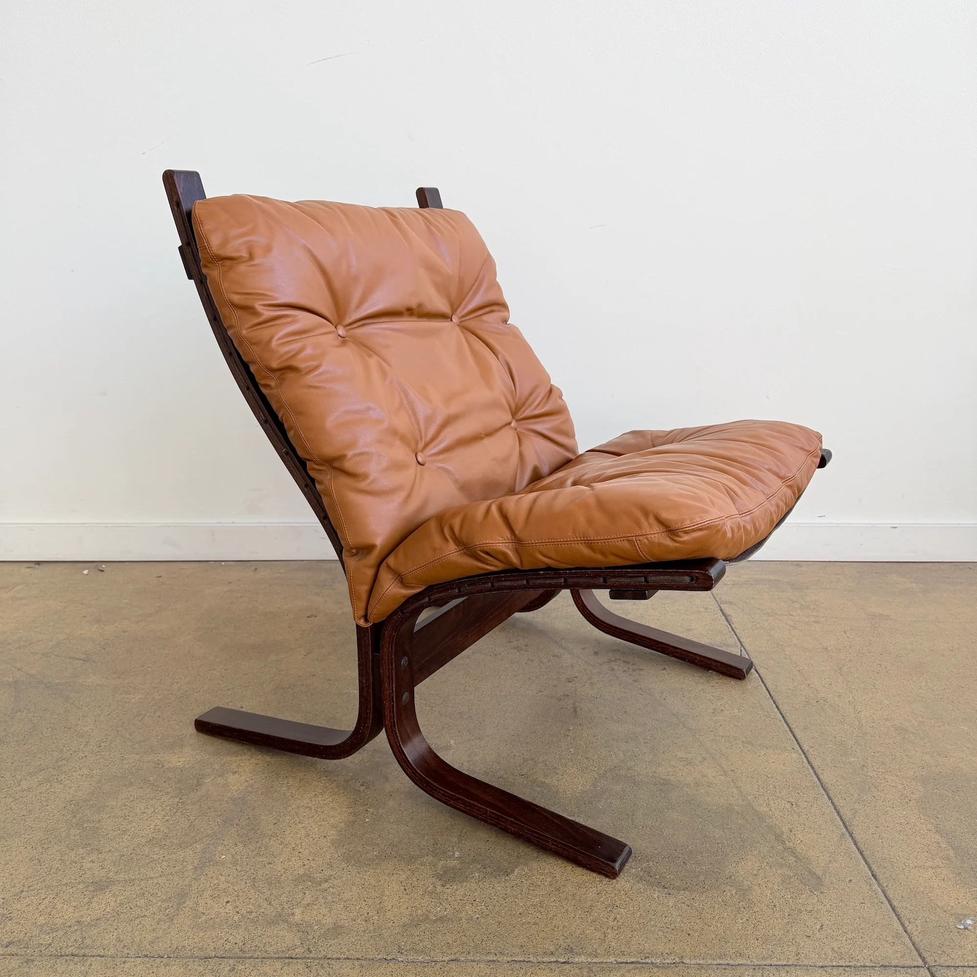Vintage Siesta "Set of 2" Low Chairs in Cognac Leather by Ingmar Relling for Westnofa - Image 4