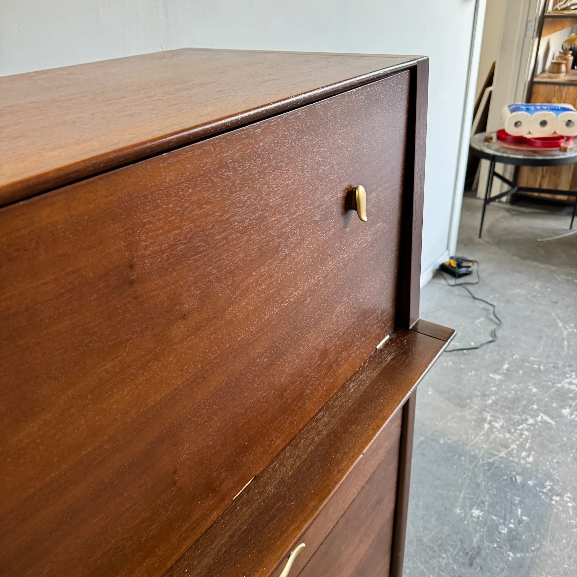 Stanley Furniture Vintage Tall dresser Mid Century style from 1960's - Image 7